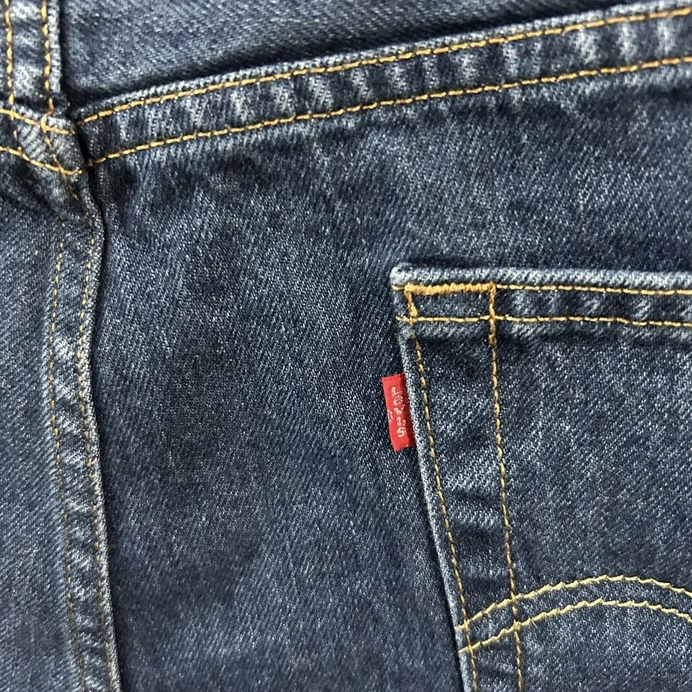 Levis Jeans Mens 42x30 Blue Denim 550 Relaxed Fit Tapered Cotton American Y2K